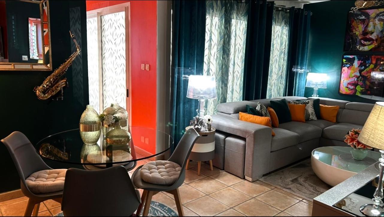 Апартаменты Bienvenue Chez Maxime Сен-Дени Экстерьер фото